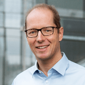 Mag. Oliver Lintner
